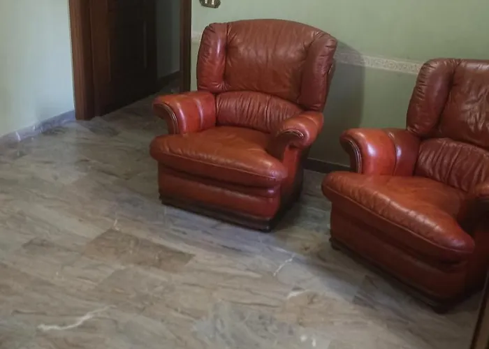 Sopra_lavia Stazione_la Spezia_cinque Terre Holiday home *